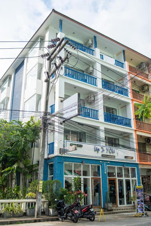 Up 2 You Cafe & Phuket Lägenhetshotell Phuket